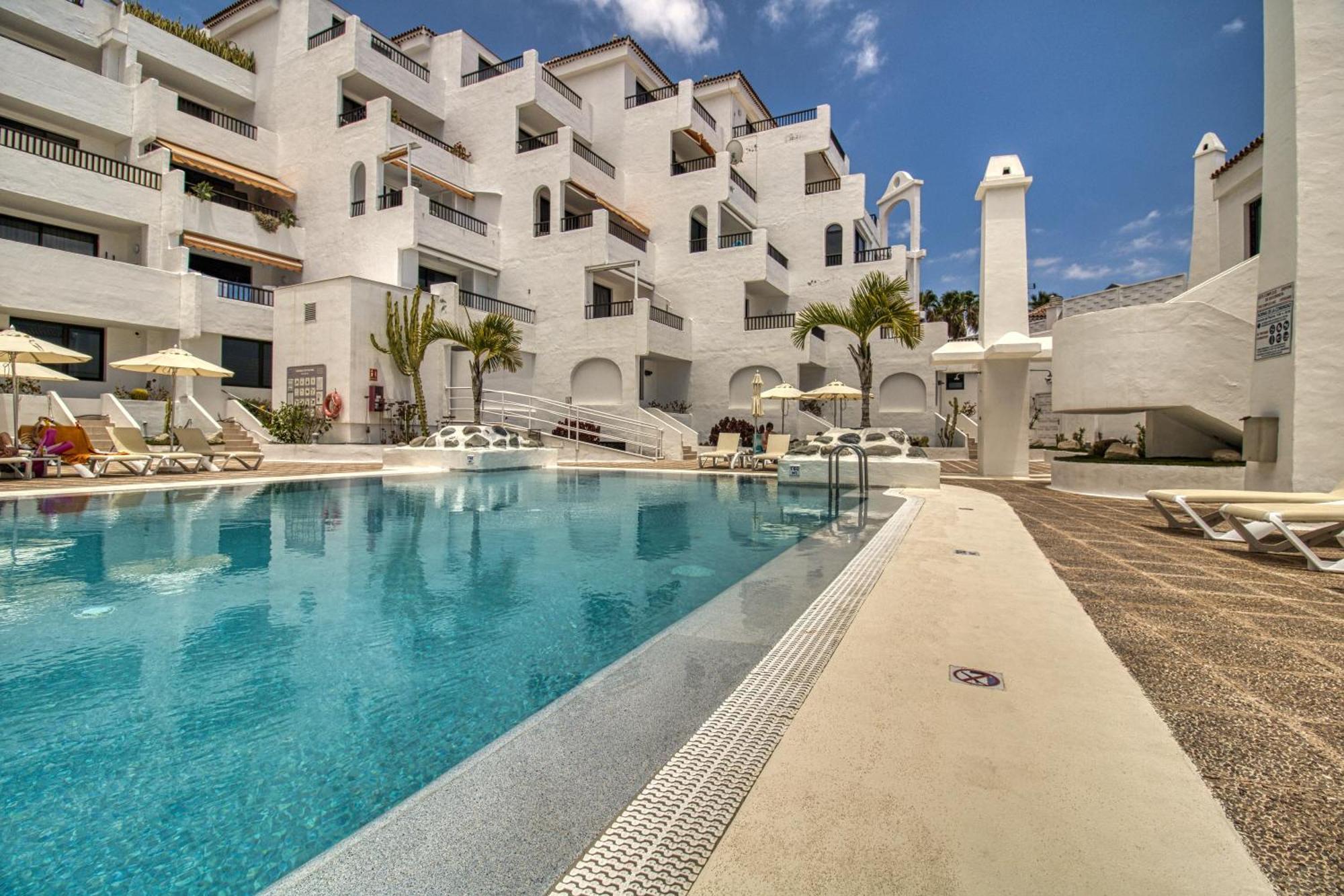 Апартаменты Penthouse Sea View Jacuzzy Terrace & Pool Плайя-Фаньябе Экстерьер фото